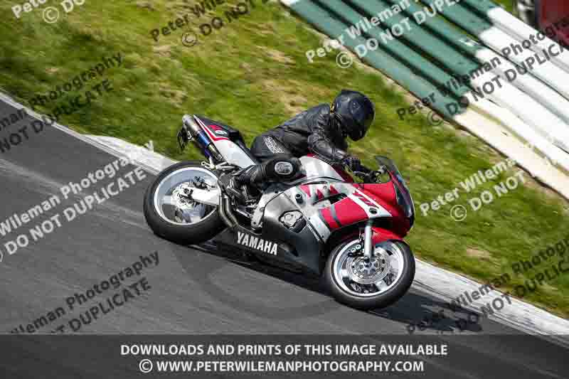 cadwell no limits trackday;cadwell park;cadwell park photographs;cadwell trackday photographs;enduro digital images;event digital images;eventdigitalimages;no limits trackdays;peter wileman photography;racing digital images;trackday digital images;trackday photos